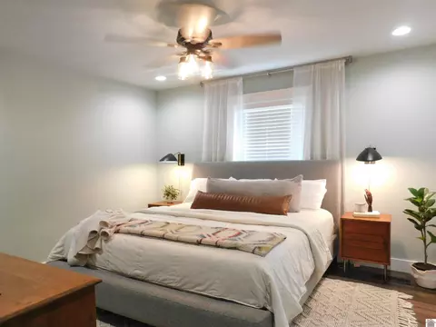 Bedroom - 809 Bagwell, Murray, KY 42071 photo 1 of 4