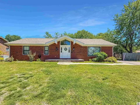 809 Bagwell, Murray, KY 42071