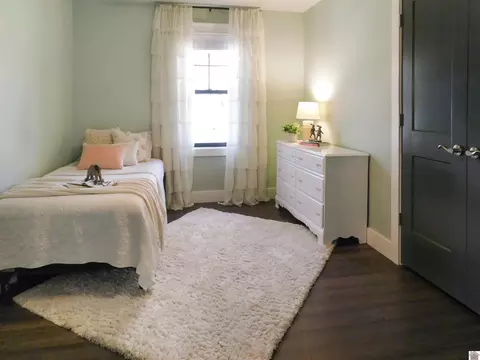 Bedroom - 809 Bagwell, Murray, KY 42071 photo 3 of 4