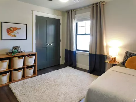 Bedroom - 809 Bagwell, Murray, KY 42071 photo 2 of 4