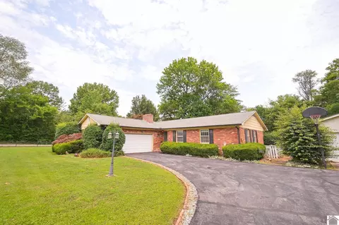 165 Myrna Dr, Paducah, KY 42003