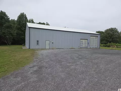 345 Rosewood Dr, Paducah, KY 42001