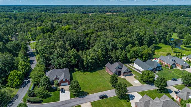255 Forest Ridge Cv, Paducah, KY 42003
