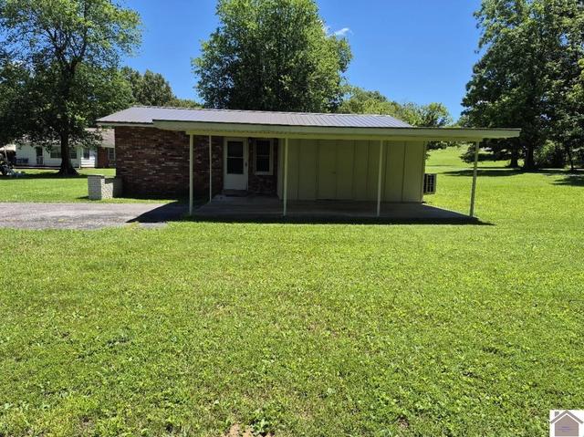 1528 Main St, Benton, KY 42025