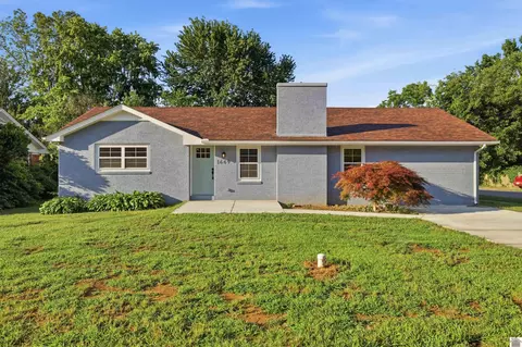 1669 Ryan Ave, Murray, KY 42071
