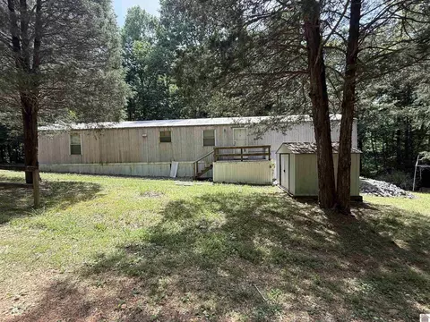 317 Wilkerson Dr, Murray, KY 42071