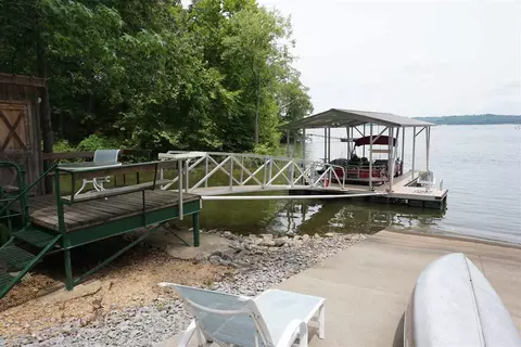 246 Mcclure Dr, Murray, KY 42071 photo 1