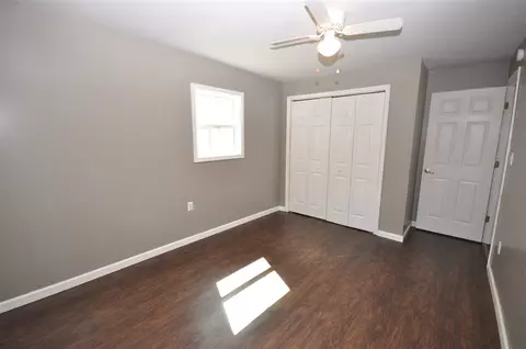 709 Pine St, Benton, KY 42025 photo 3