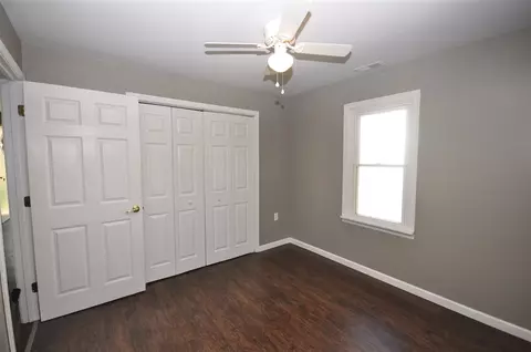 709 Pine St, Benton, KY 42025 photo 4