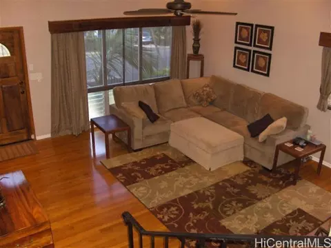 650 Ainapo St, Honolulu, HI 96825 photo 1