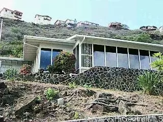 350 Hema Pl, Honolulu, HI 96821 photo 1