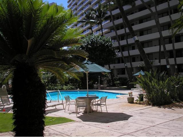425 Ena Rd #308b, Honolulu, HI 96815 photo 1