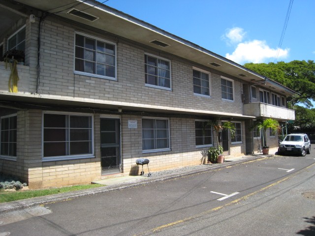 1719 Poki St, Honolulu, HI 96822 photo 1
