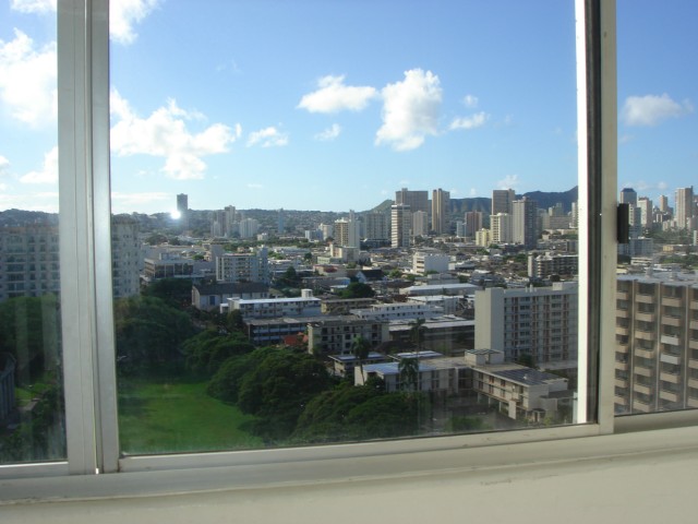 1212 Punahou St #1703, Honolulu, HI 96826 photo 1