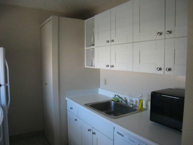 400 Hobron Ln #1404, Honolulu, HI 96815 photo 1