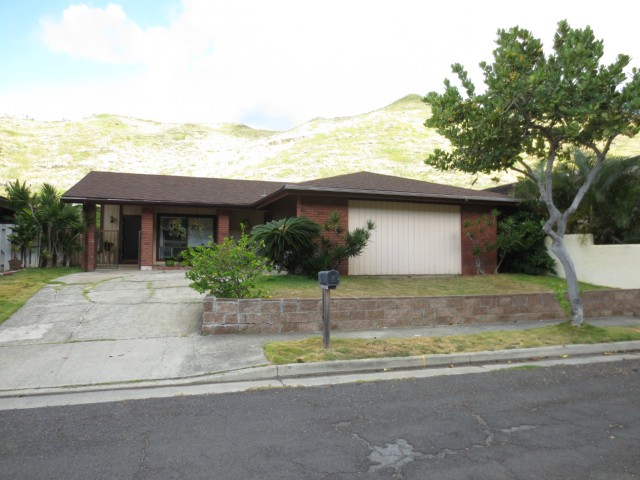 1354 Honokahua St, Honolulu, HI 96825 photo 1