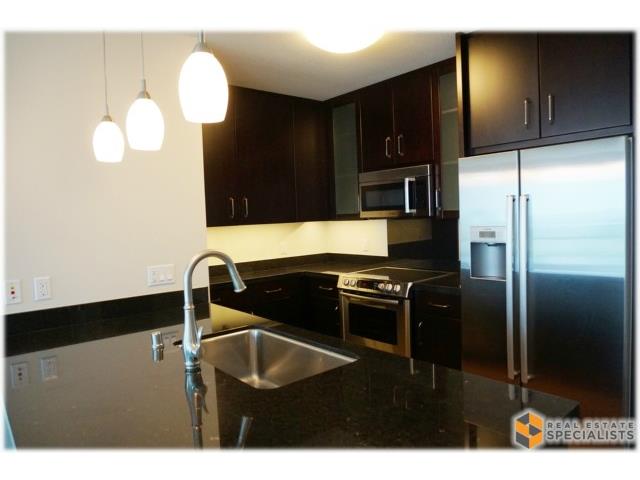 1189 Waimanu St #1904, Honolulu, HI 96814 photo 1