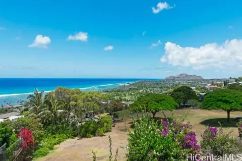 1753 Kumakani Loop, Honolulu, HI 96821 photo 1