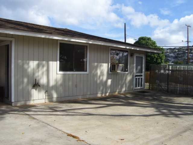 1146 16th Ave, Honolulu, HI 96816 photo 1
