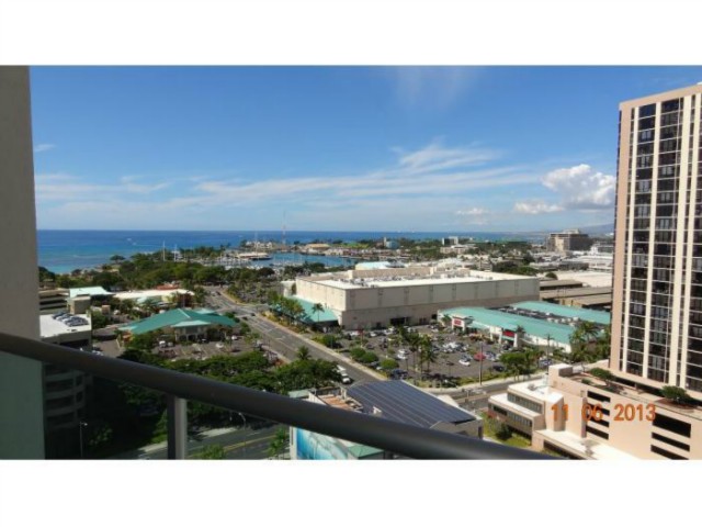 1133 Waimanu St #1902, Honolulu, HI 96814 photo 1