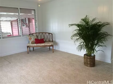 1383 Makaikoa St, Honolulu, HI 96821 photo 1