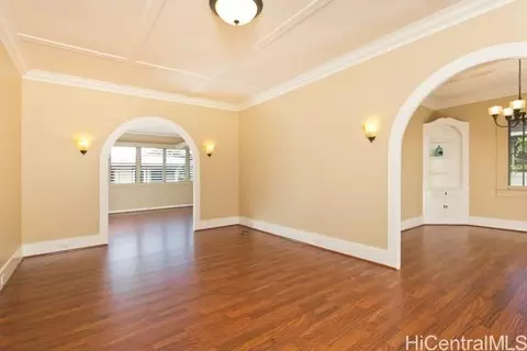 841 15th Ave, Honolulu, HI 96816 photo 1