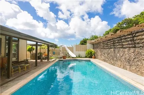 786 Ainapo St, Honolulu, HI 96825 photo 1