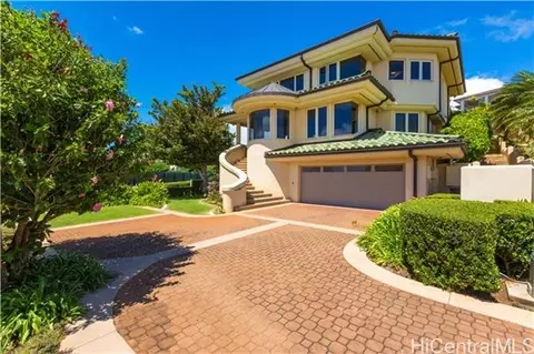 893 Moaniala St, Honolulu, HI 96821 photo 1