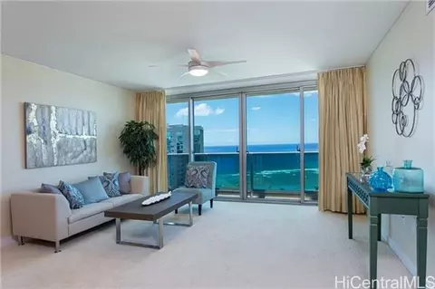 1177 Queen St #4402, Honolulu, HI 96814 photo 1