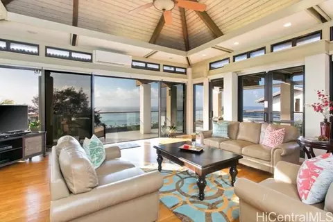 1621 Ihiloa Loop, Honolulu, HI 96821 photo 1