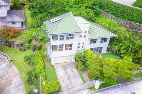 5486 Poola St, Honolulu, HI 96821 photo 1