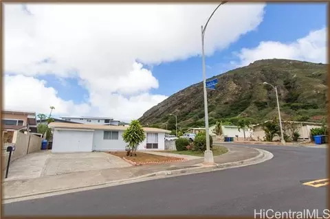 668 Kukuiula Loop, Honolulu, HI 96825 photo 1