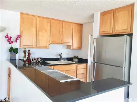 2525 Date St #802, Honolulu, HI 96826 photo 1