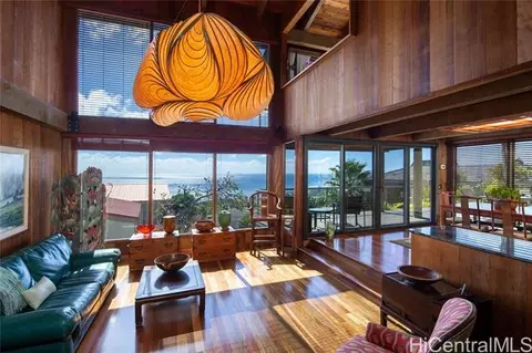 1622 Ihiloa Loop, Honolulu, HI 96821 photo 1