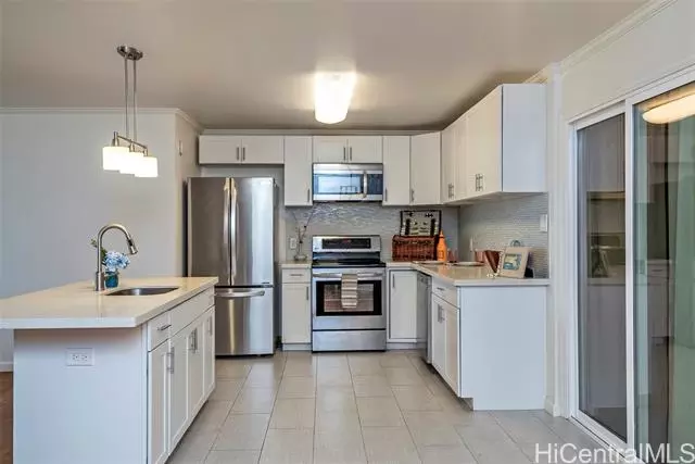  531 Hoomalu St, Pearl City, HI 96782 photo 1