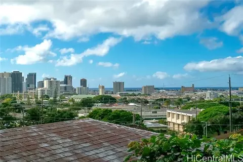 925 Simon Rd, Honolulu, HI 96817 photo 1