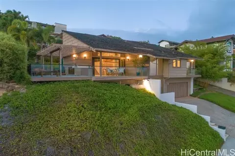 1616 Hoaaina Pl, Honolulu, HI 96821 photo 1