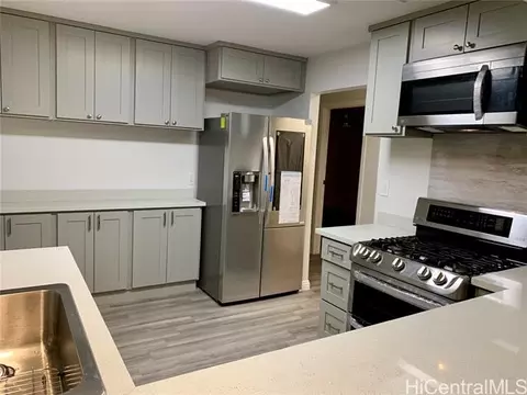 402 E Hind Dr, Honolulu, HI 96821 photo 1