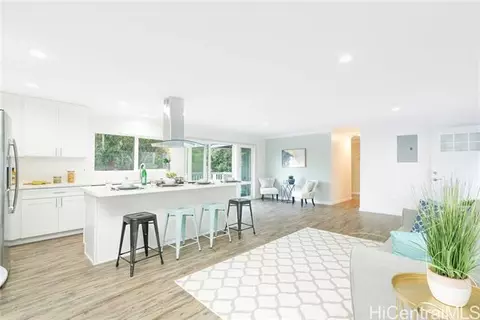 896 Ailuna St, Honolulu, HI 96821 photo 1