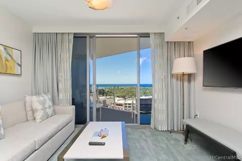 2139 Kuhio Ave #1208, Honolulu, HI 96815
