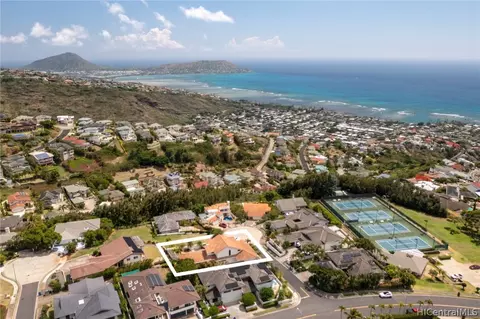 2000 Kunihi Pl, Honolulu, HI 96821 photo 1