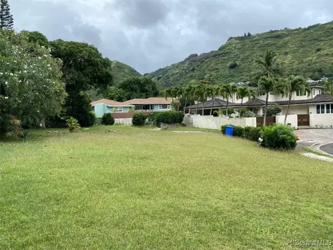 574 Kiholo St, Honolulu, HI 96821 photo 1