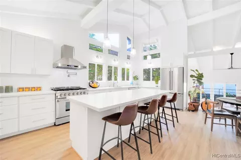 775 Ainapo St, Honolulu, HI 96825 photo 1