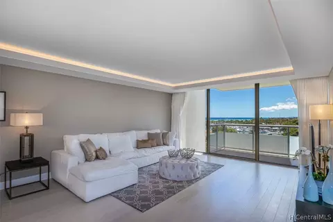 1551 Ala Wai Blvd #801, Honolulu, HI 96815