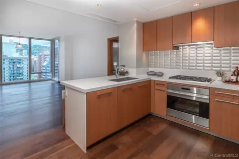 1555 Kapiolani Blvd #1212, Honolulu, HI 96814