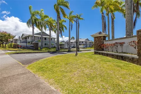95-1151 Makaikai St #107, Mililani, HI 96789