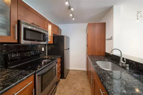 95-532 Wikao St #E105, Mililani, HI 96789
