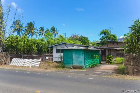 68-639 Farrington Hwy, Waialua, HI 96791