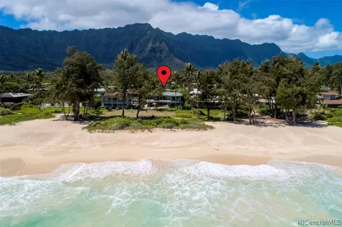 41-983 Laumilo St, Waimanalo, HI 96795