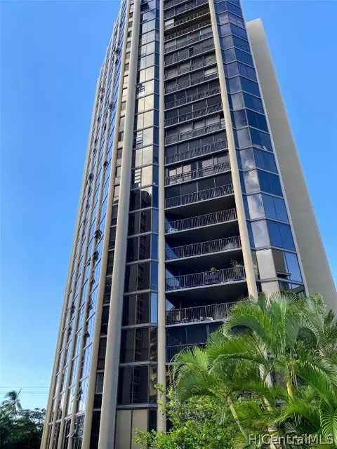 2101 Nuuanu Ave #I-1901, Honolulu, HI 96817